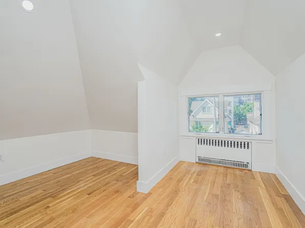 1753 East 21st Street image 38 of 49