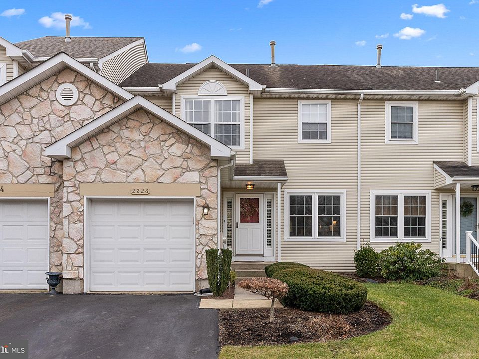 1st image of 2226 Orchard Hill Cir