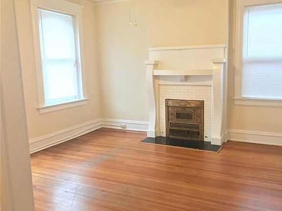 2nd image of 2346 W Grace St APT 2