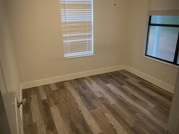 3rd image of 1206 County Road 2104