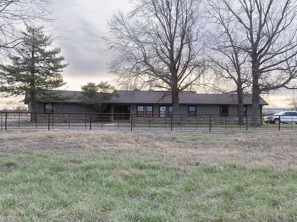 820 Highway 75, Mounds, OK 74047