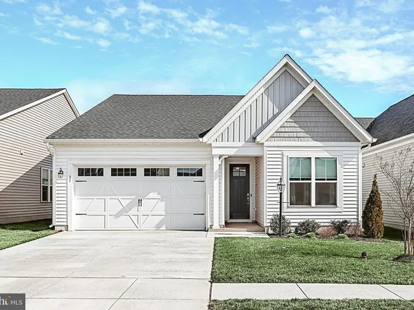 31 Broomsedge Ln, Gettysburg, PA 17325