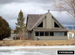 109 Rothwell Rd, Saratoga, WY 82331