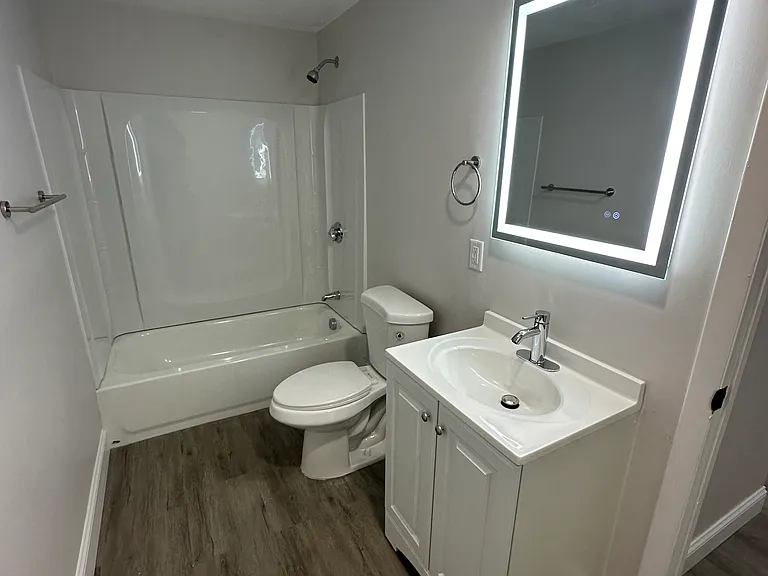 Legacy Apartments Rockland — Photo 2