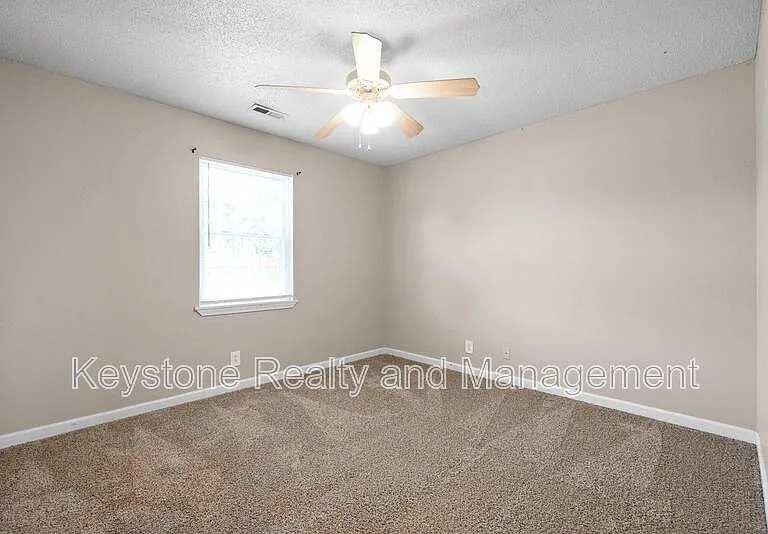 1375 Thompsonville Ln #49 — Photo 13