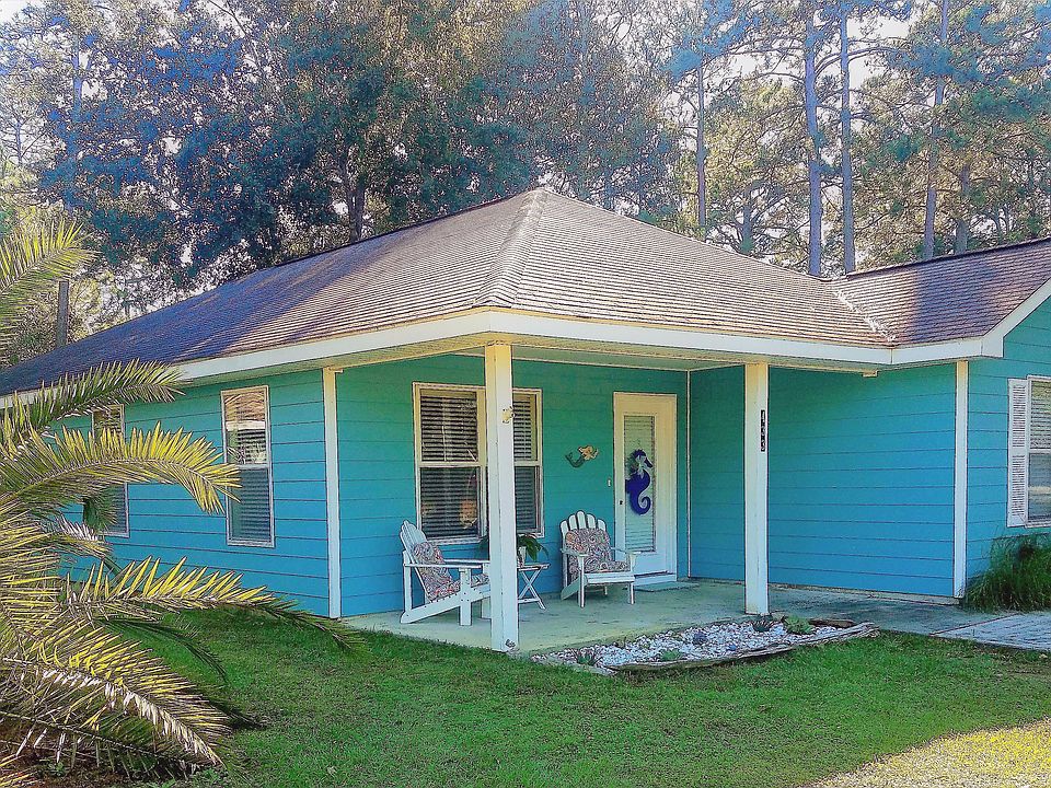 1st image of 433 22nd Ave E