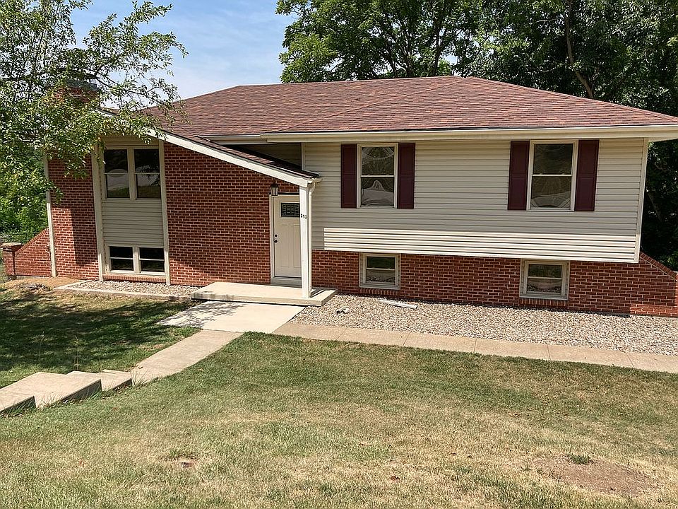 1st image of 317 Woodward Ln