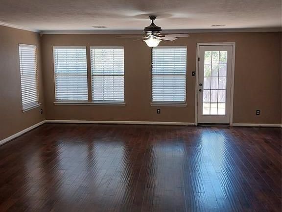 4th image of 7914 Tilbury Woods Ln