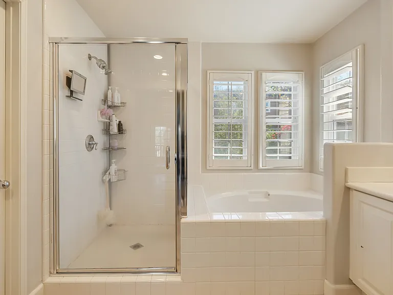 32 Bramford St — Photo 25