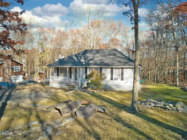 116 Ruffed Grouse Rd, Bushkill, PA 18324