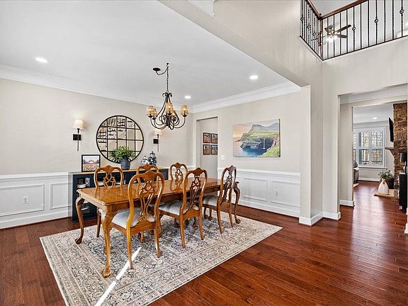 4th image of 15716 Rachel Pl