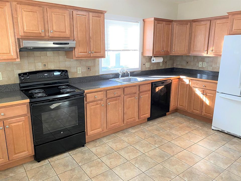 1st image of 186 Harvard St #1