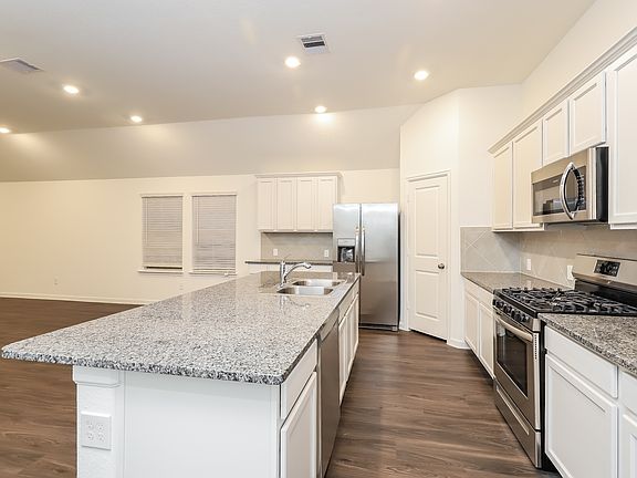 5th image of 5434 Tourmaline Way