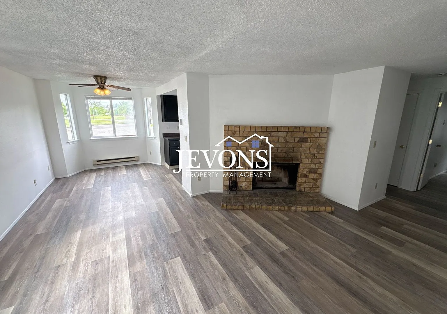1722 E 56th St Tacoma, WA 98404 — Photo 3