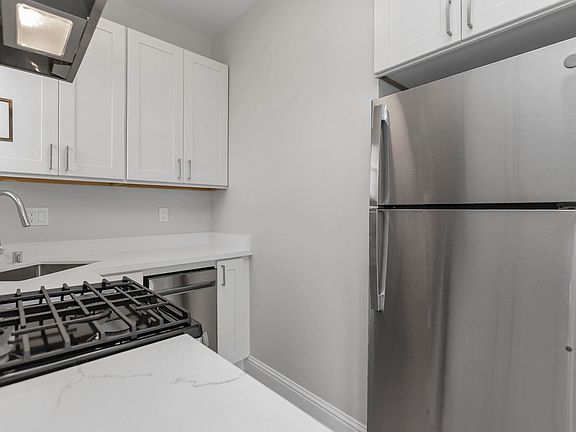 5th image of 520 Buchanan St #26
