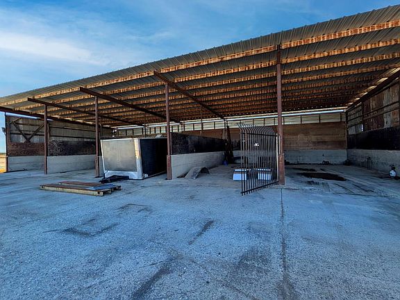 2nd image of 19542 N Jack Tone Rd