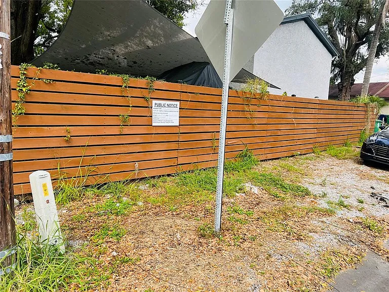 7301 N Dixon Ave #B — Photo 16