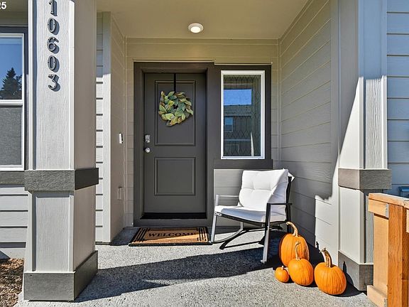 3rd image of 10603 NE 120th Pl