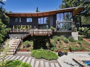 4112 SW Greenhills Way, Portland, OR 97221