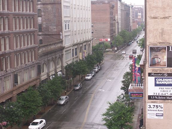 4th image of 1021 Washington Ave Unit 705
