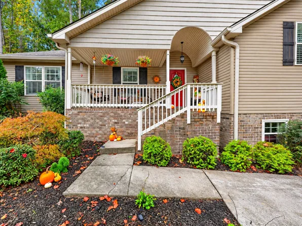 1021 Goldfinch Trl, Portland, TN 37148