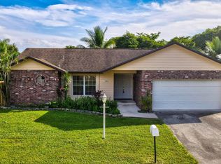 7980 NW 4th St, Plantation, FL 33324