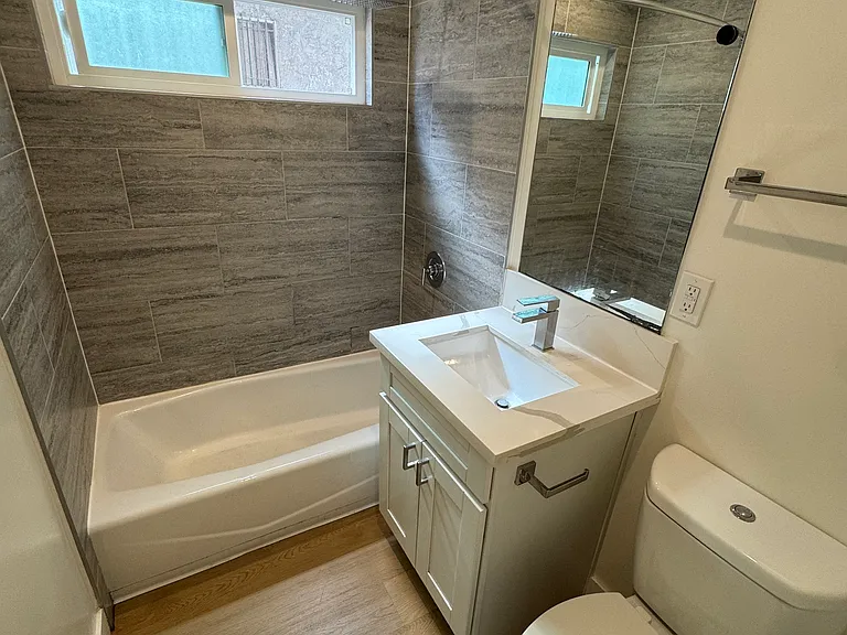 770 N Hill Pl #3 — Photo 5