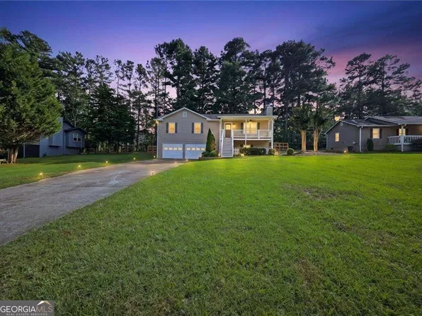 152 Village Dr, Hiram, GA 30141