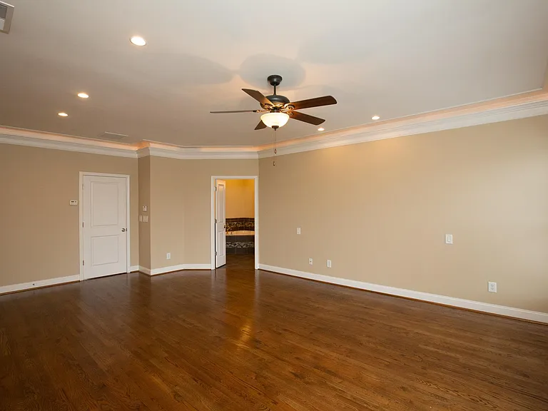653 Lockton Pl — Photo 31