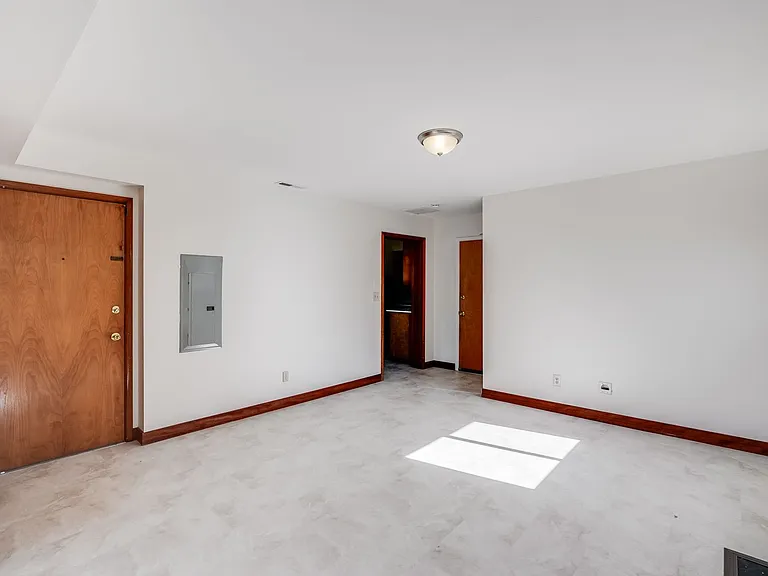 9148 SE Ankeny St — Photo 10
