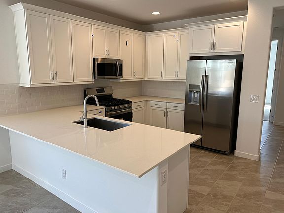 3rd image of 16872 W El Caminito Dr