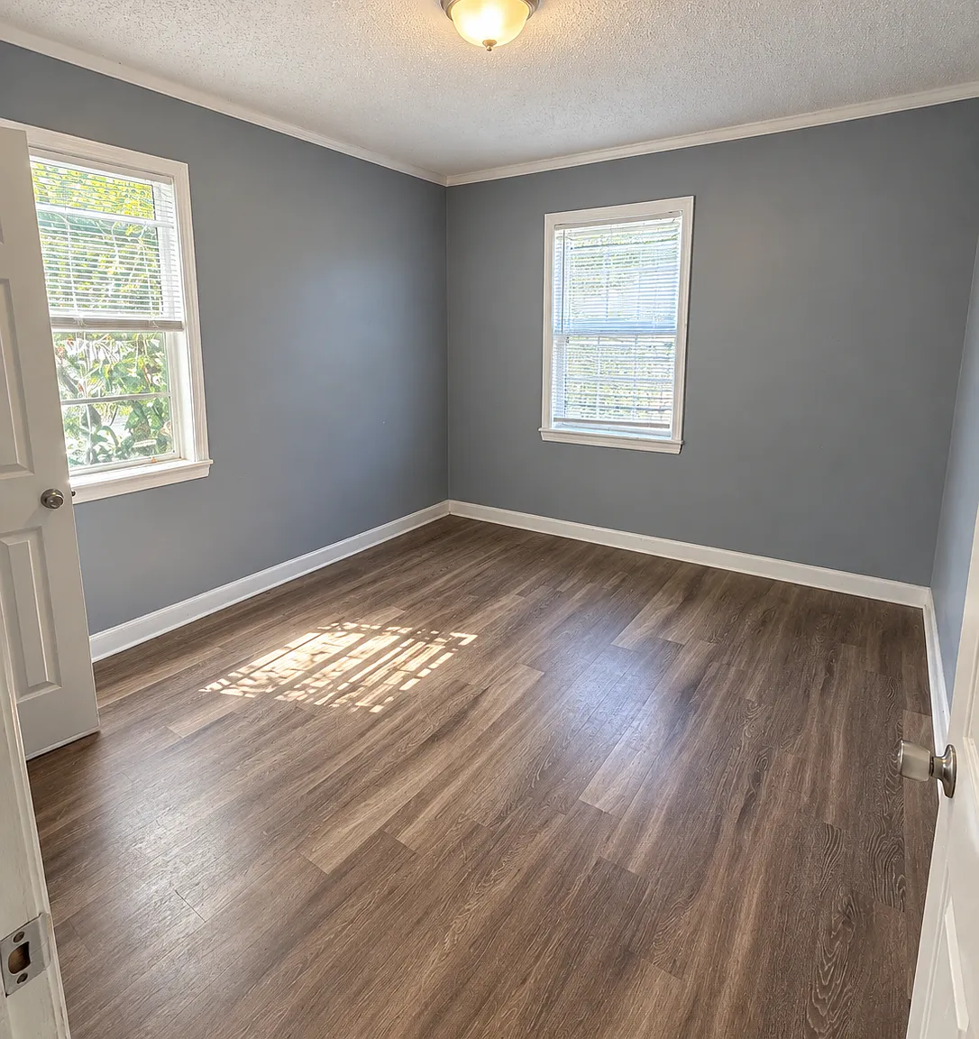 3 bed, 2.0 bath, 1100 sqft, $1,200 — Photo 4