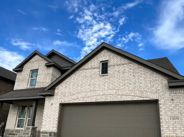1009 Pecan Tree Ln, Fort Worth, TX 76108