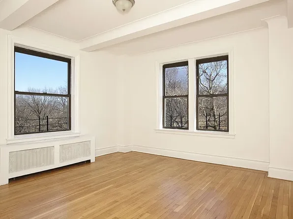 467 Central Park West image 1 of 8