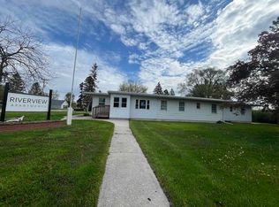 405 E Michigan Ave, Au Gres, MI 48703