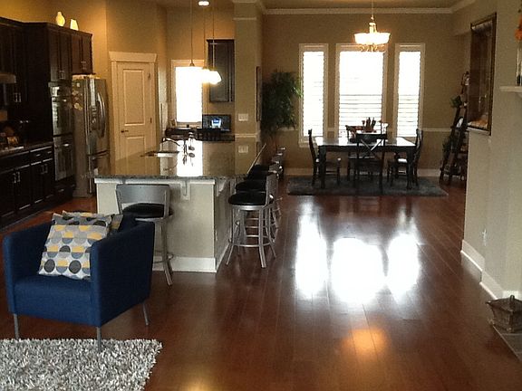 4th image of 3508 Xanthia Street