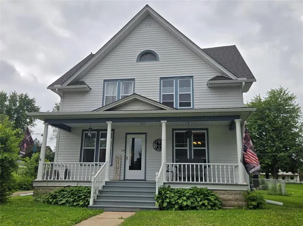 228 E Washington Avenue, Fall Creek, WI 54742