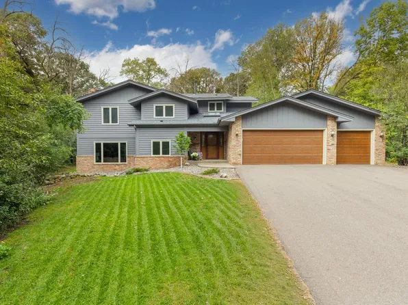 3200 Hazelwood W, Wayzata, MN 55391
