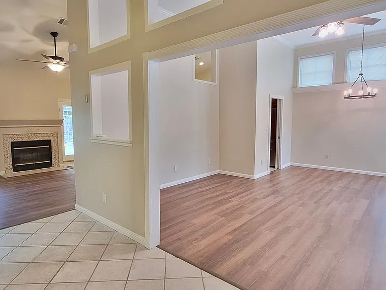 784 Arabian Cir — Photo 3