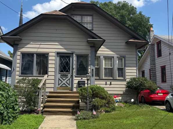 38 S Davis St, Woodbury, NJ 08096