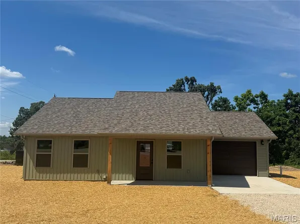 200 E 4th St, Dixon, MO 65459