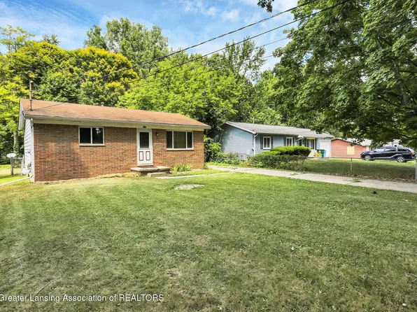 420 Sawyer Rd, Lansing, MI 48911