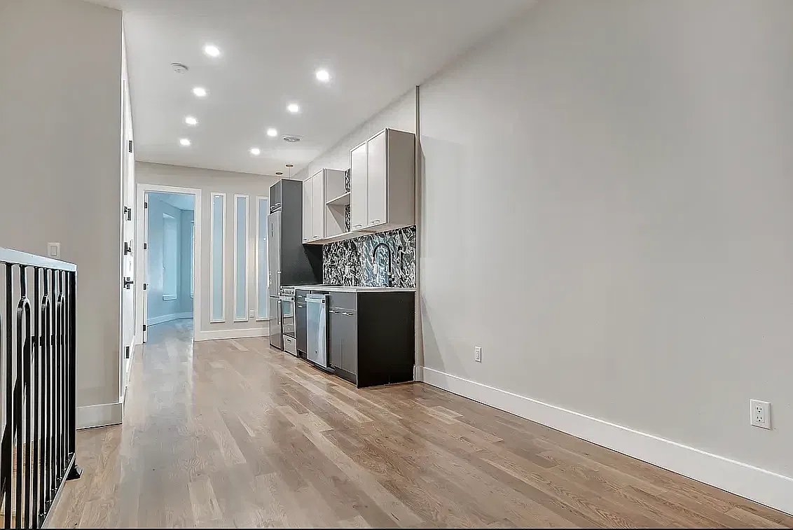 498 Putnam Avenue — Photo 1