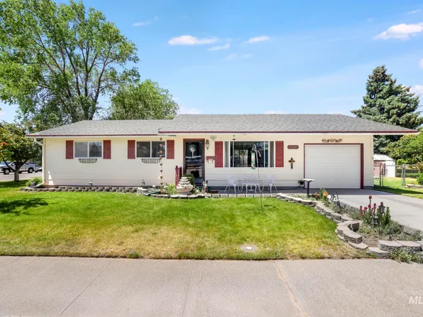 1545 N 14 E, Mountain Home, ID 83647