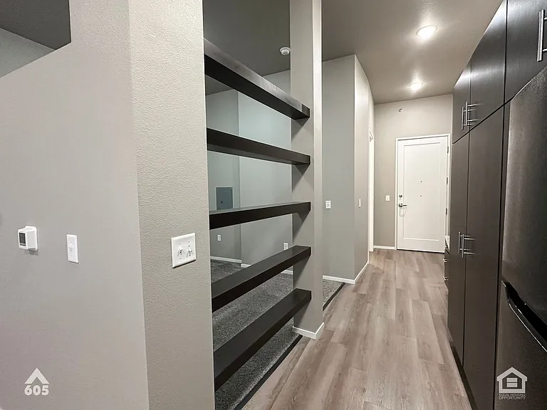 University Hills Village — Photo 124