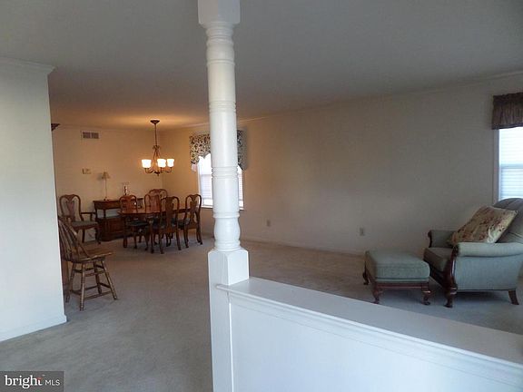 4th image of 772 W Glenview Dr