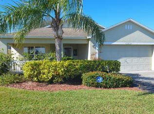 855 Greenleaf Cir, Vero Beach, FL 32960
