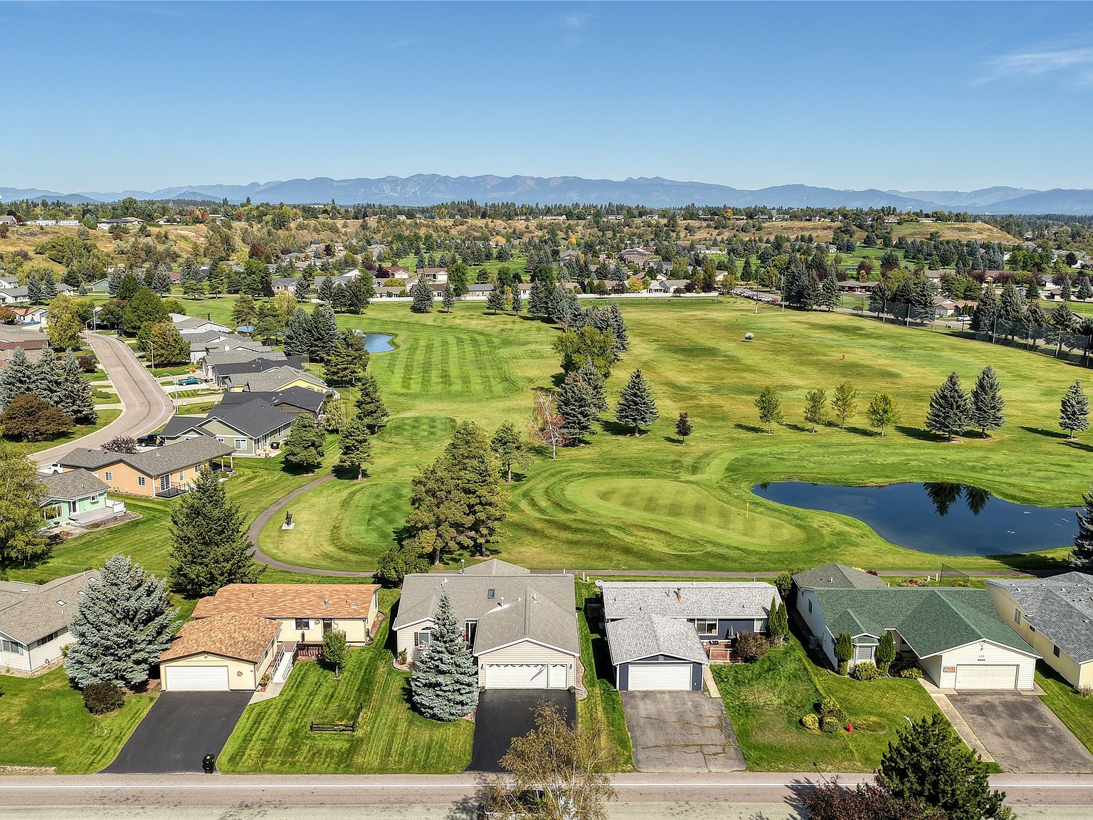 124 W Nicklaus Ave — Village Greens Golf Course