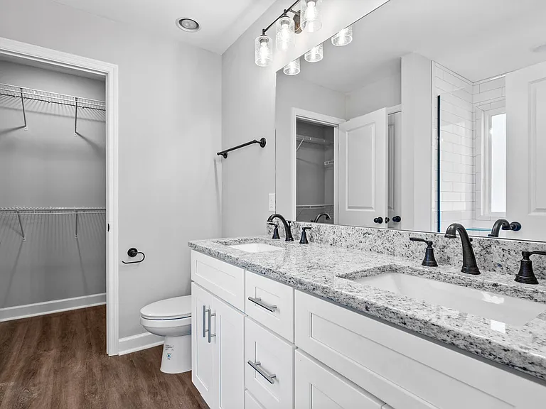 222 Pitts Ave — Photo 8