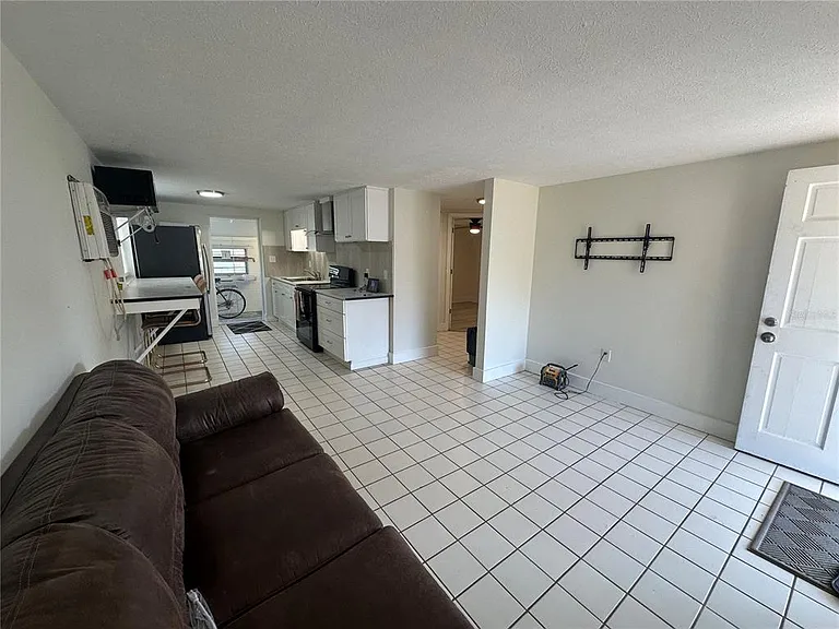 918 E 121st Ave #A — Photo 3